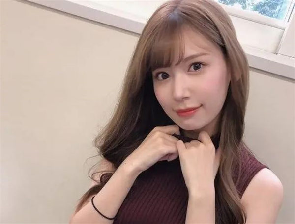 明里紬(明里つむぎ)这位实力有点强(图3)